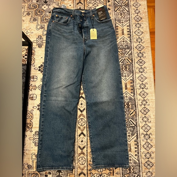 Too far outside of return window! So cute but bought multiple sizes. - Picture 1 of 2